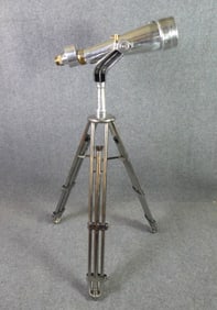 GERMAN WWII BIG EYE BINOCULARS & TRIPOD