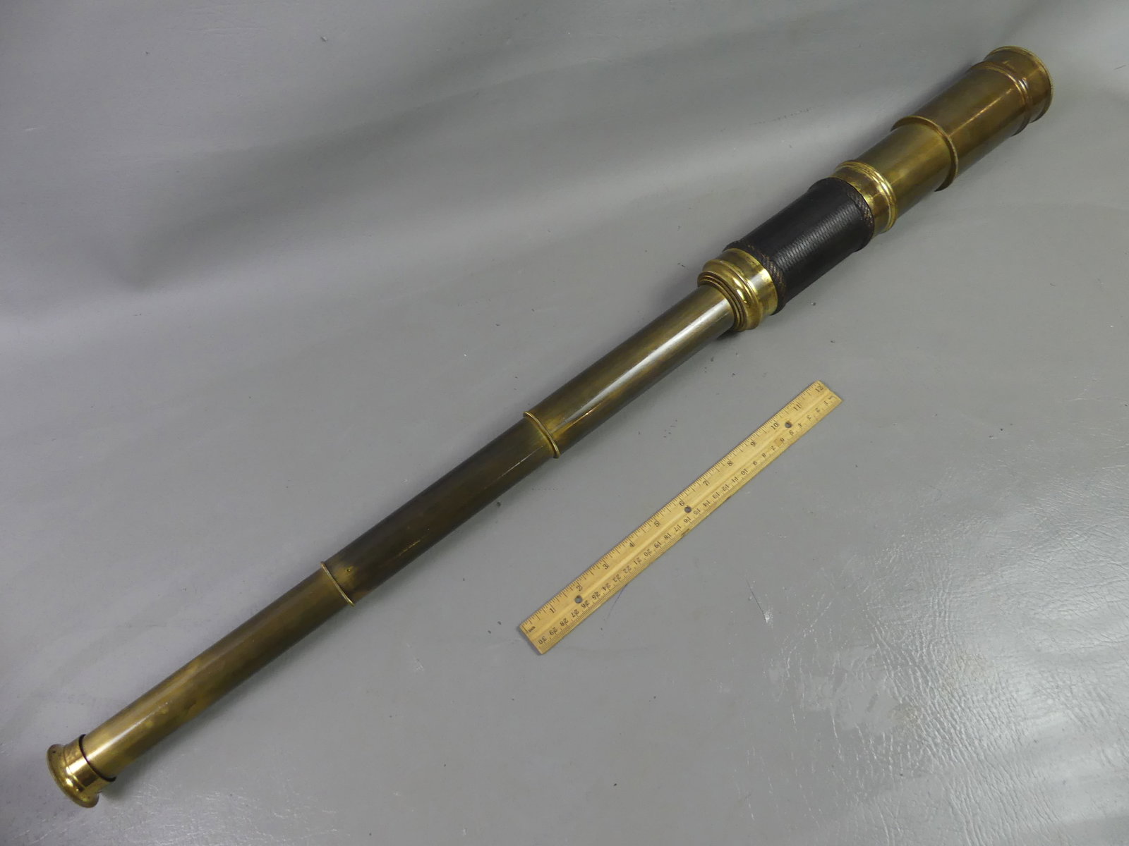 SEA CAPTAIN 3 FT TELESCOPE (1 of 4)