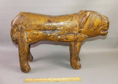 ANTIQUE WOOD FOLK ART LION