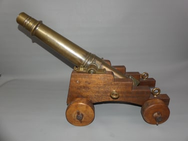 ANTIQUE NAVAL CANNON
