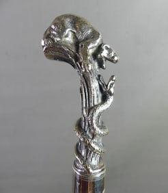 ANTIQUE SILVER SNAKE & BADGER CANE