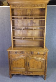 ANTIQUE FRENCH PROVINCIAL HUTCH
