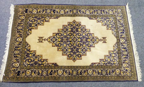 ORIENTAL SCATTER RUG