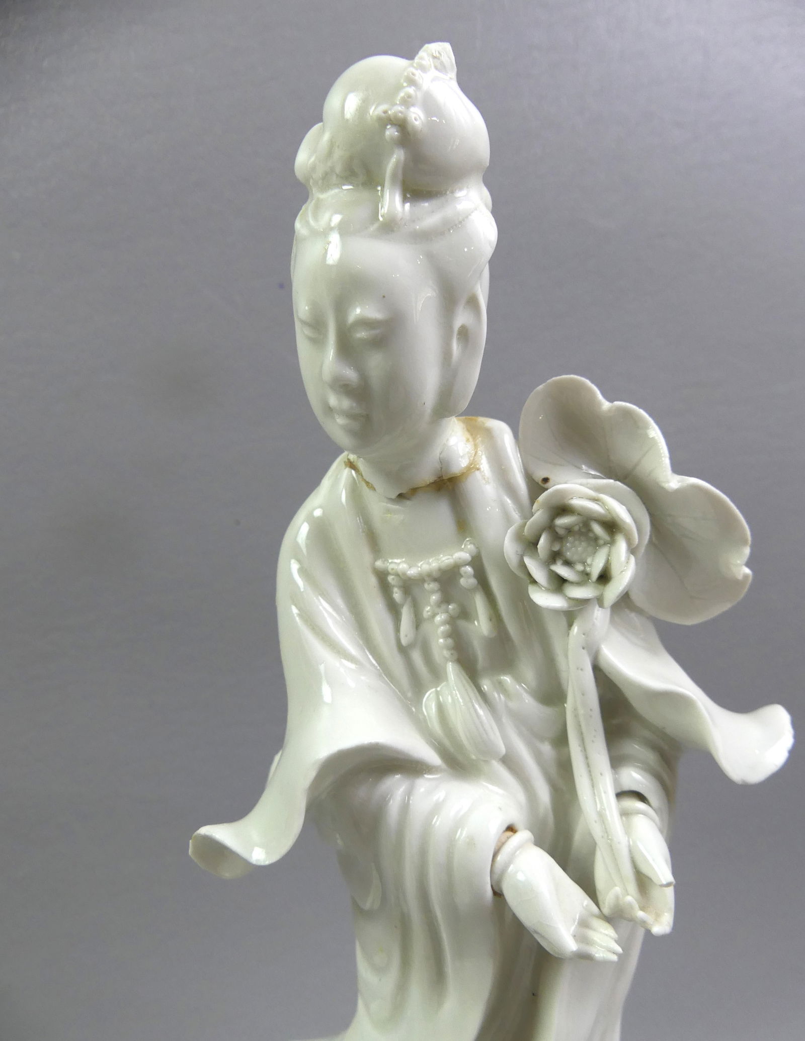 ASSORTED LOT OLD CERAMIC ITEMS - 6