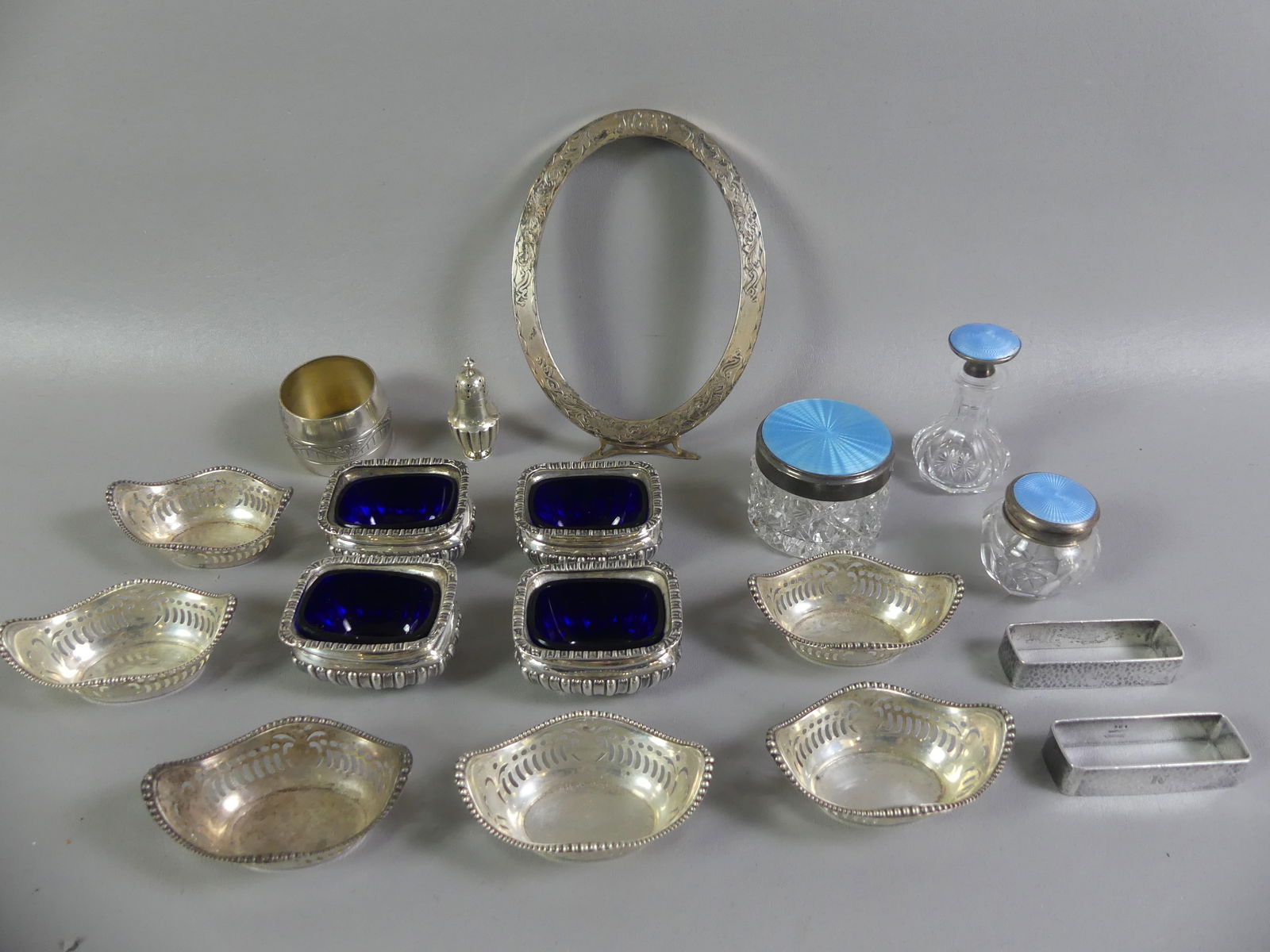 LOT STERLING SILVER TABLE ITEMS (1 of 2)