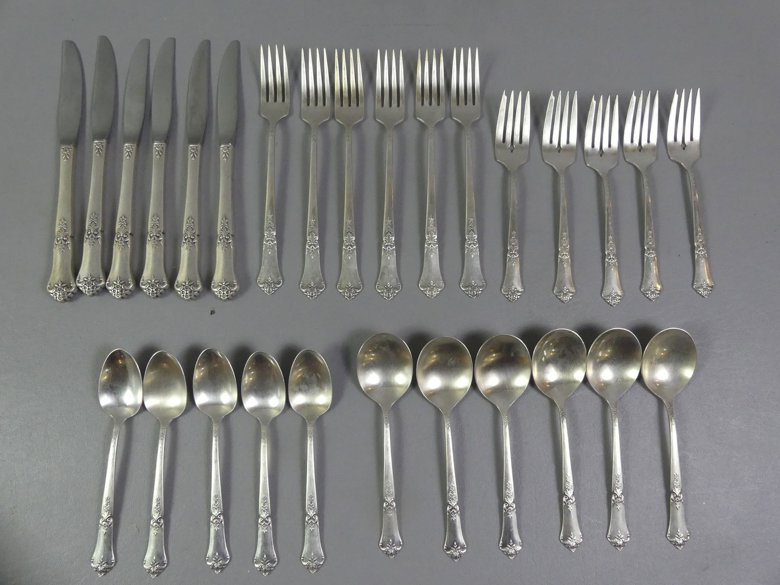 STERLING FLATWARE SET BY STATE HOUSE (1 of 2)