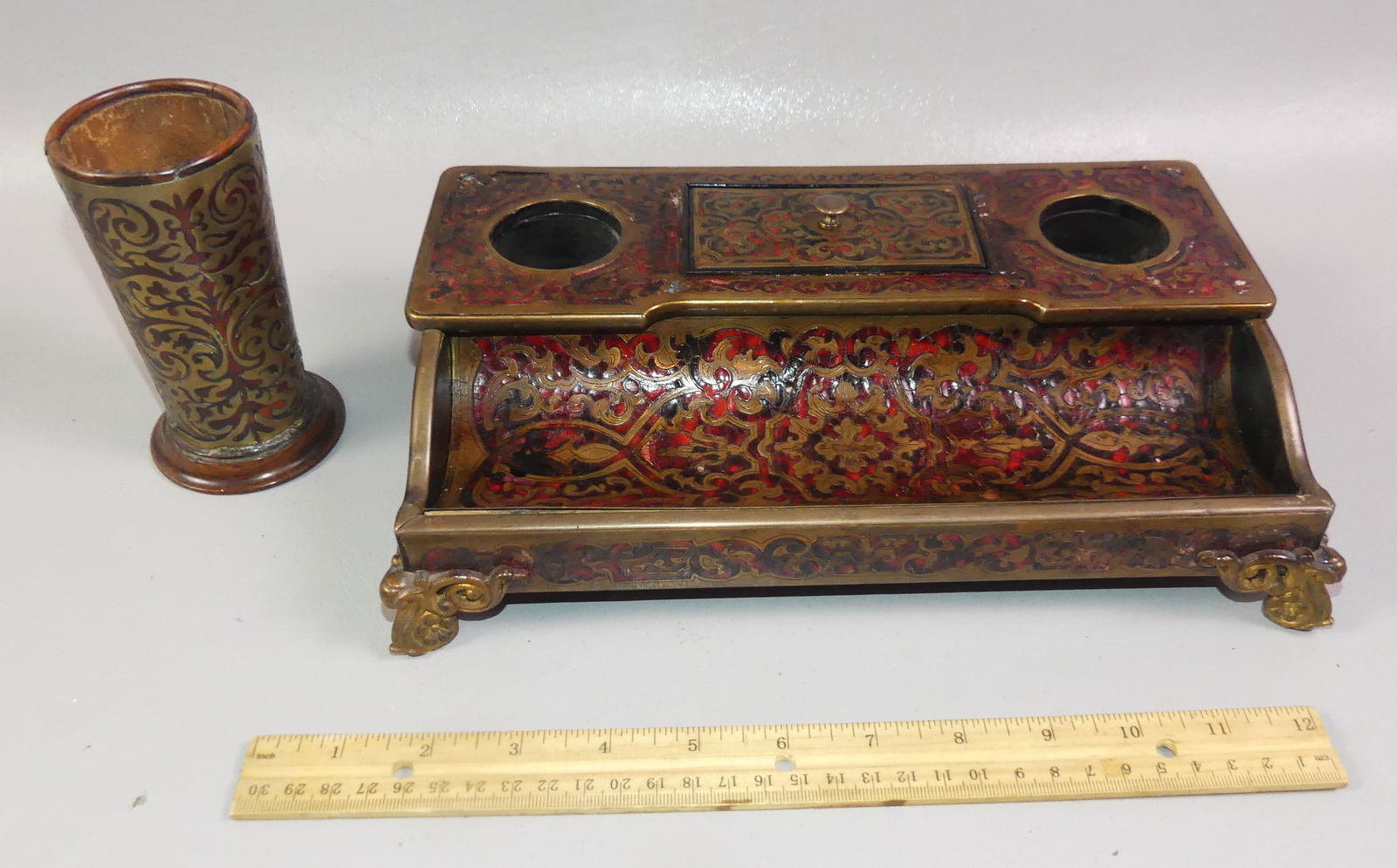2 FRENCH BOULLE ITEMS: INKSTAND & VASE: Lot of two 19th century French boulle items: double inkstand with center lidded compartment (missing 2 inkwells), 11 x 6.5 x 3 in high; and a 5 in tapered vase. Each having elaborate brass inlay on