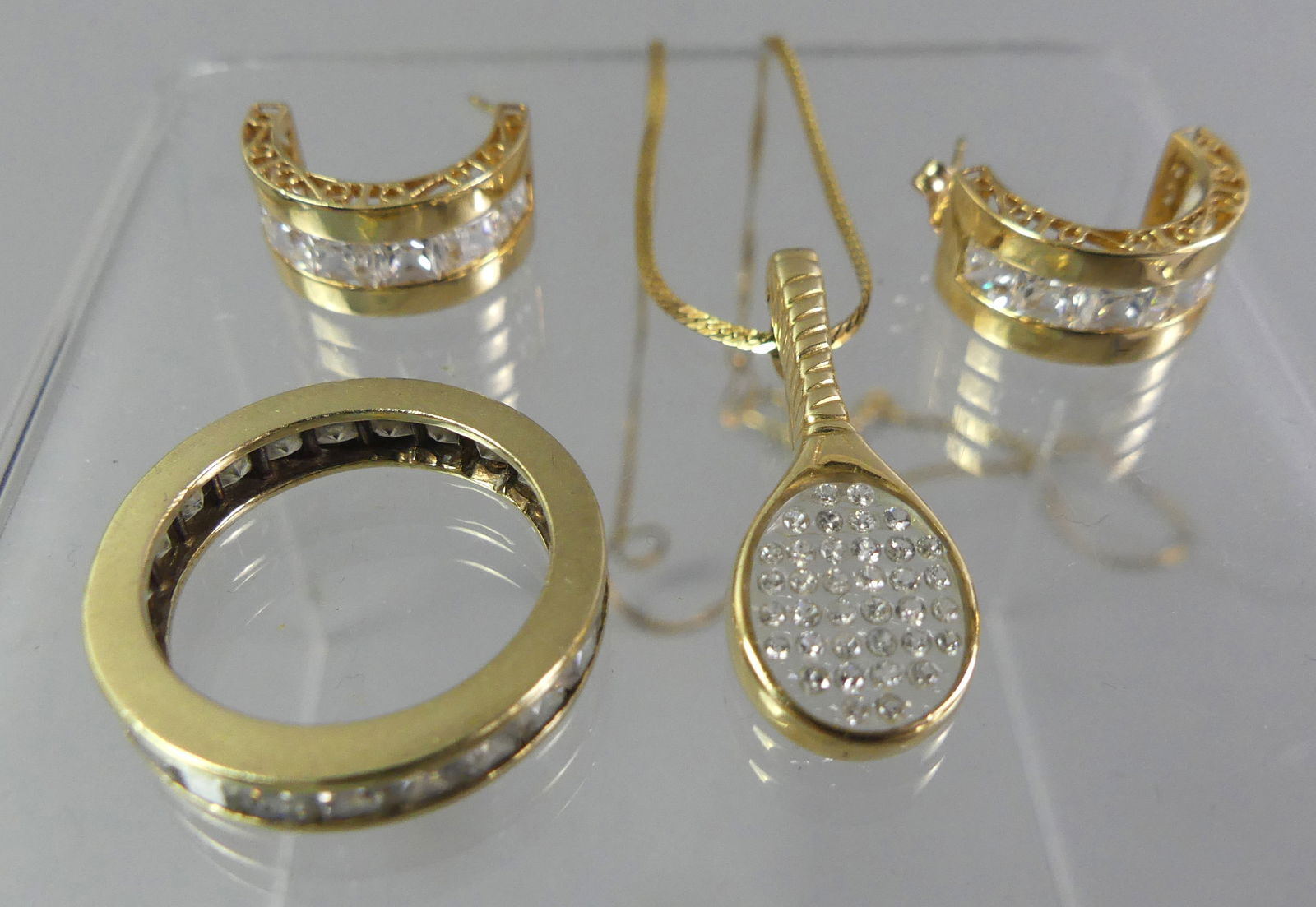 4 PIECES 14K GOLD JEWELRY (1 of 2)