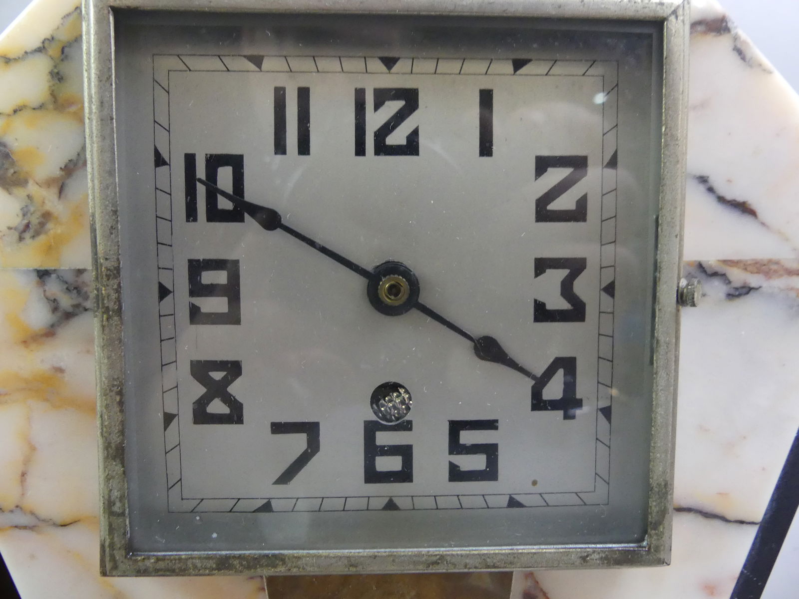 ART DECO ONYX FIGURAL CLOCK SET - 3