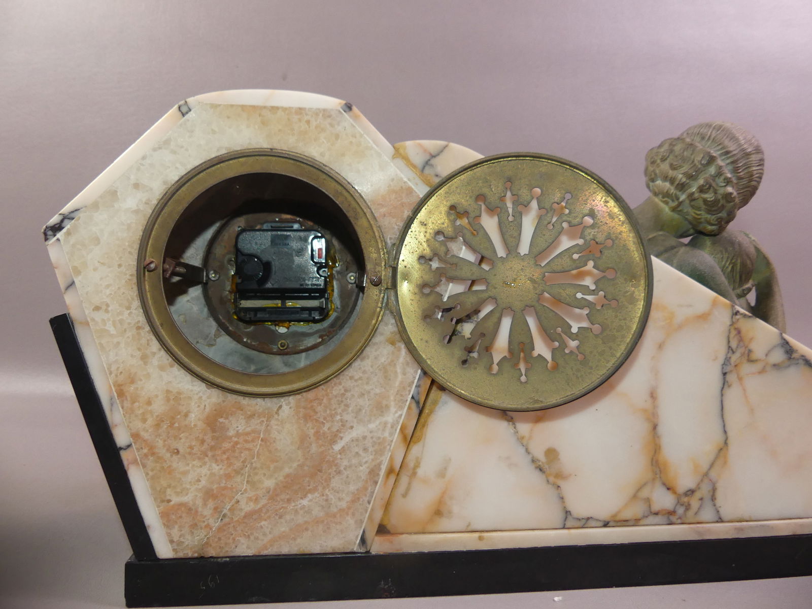 ART DECO ONYX FIGURAL CLOCK SET - 5