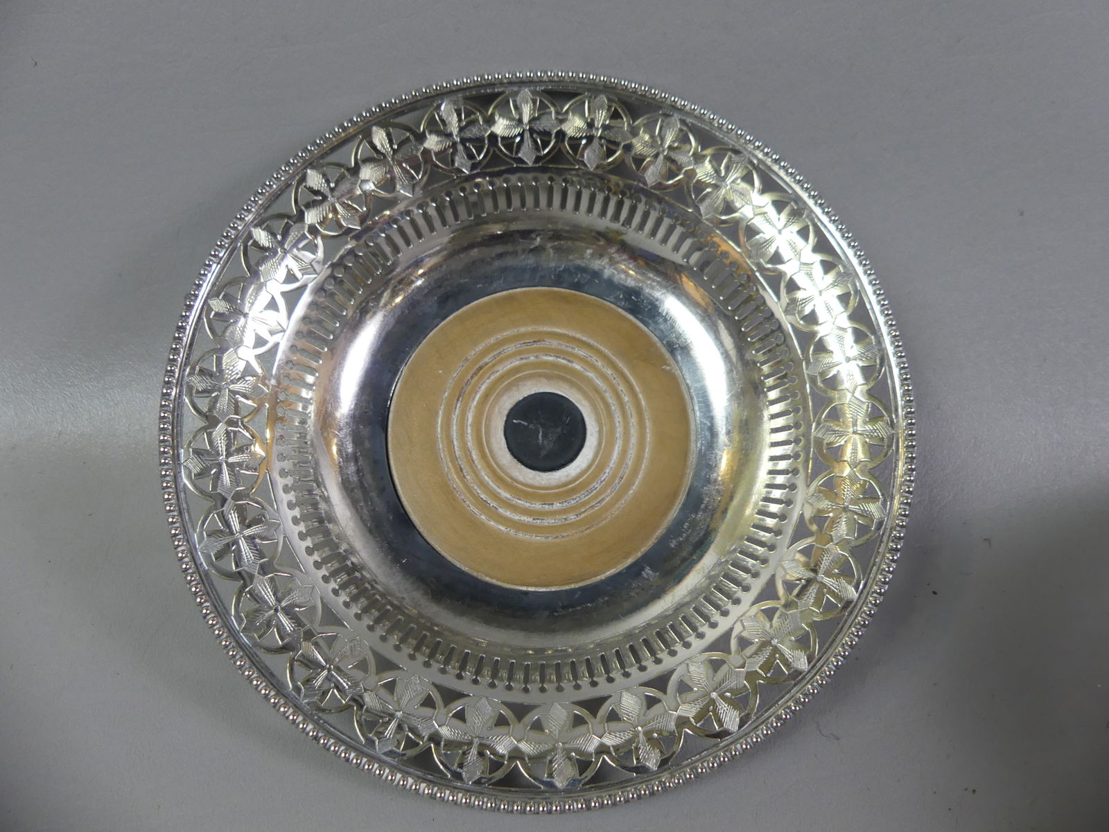 LOT FINE SILVERPLATED ITEMS - 4