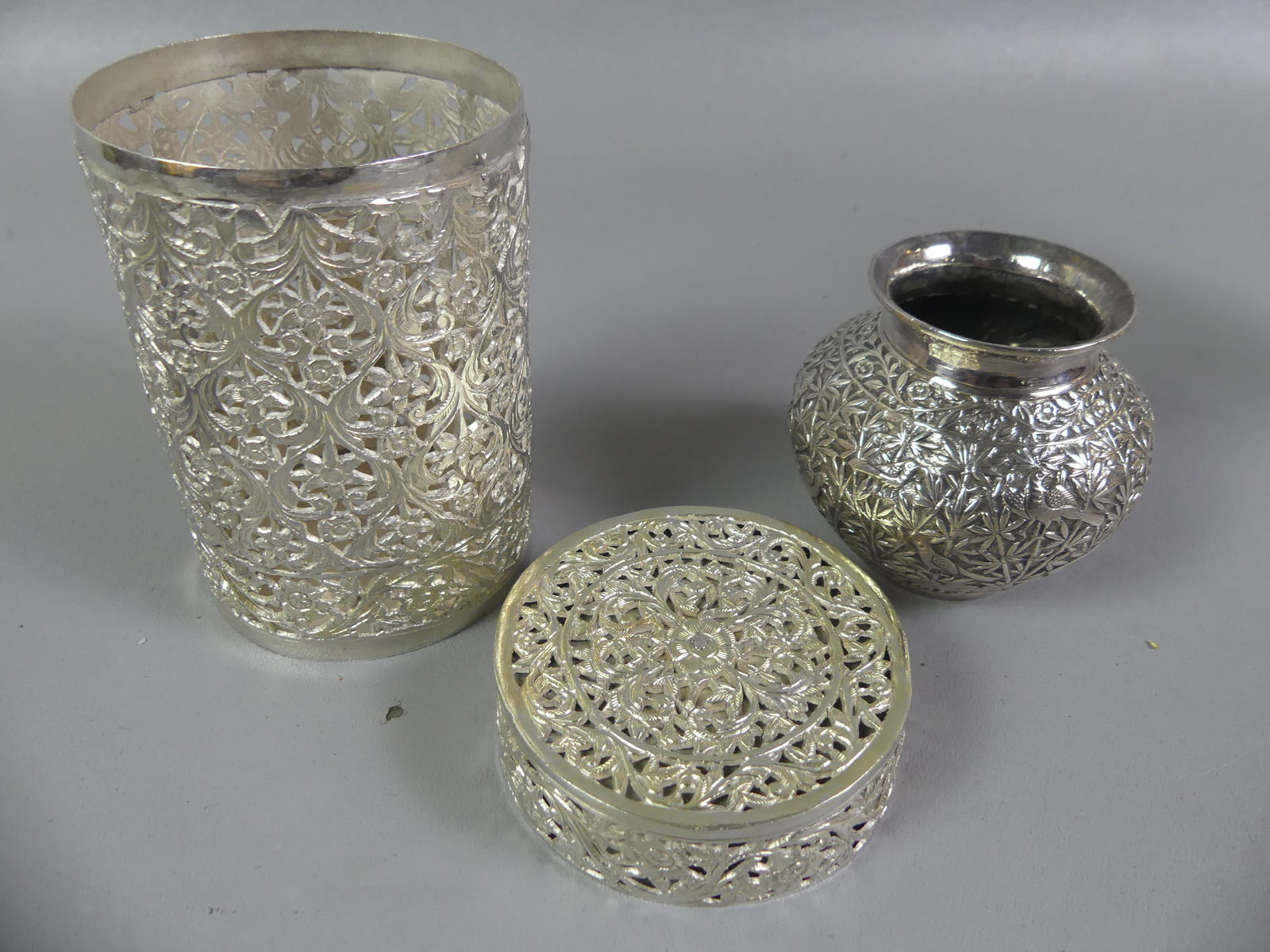 4 PCS MID-EAST SILVER ITEMS - 3