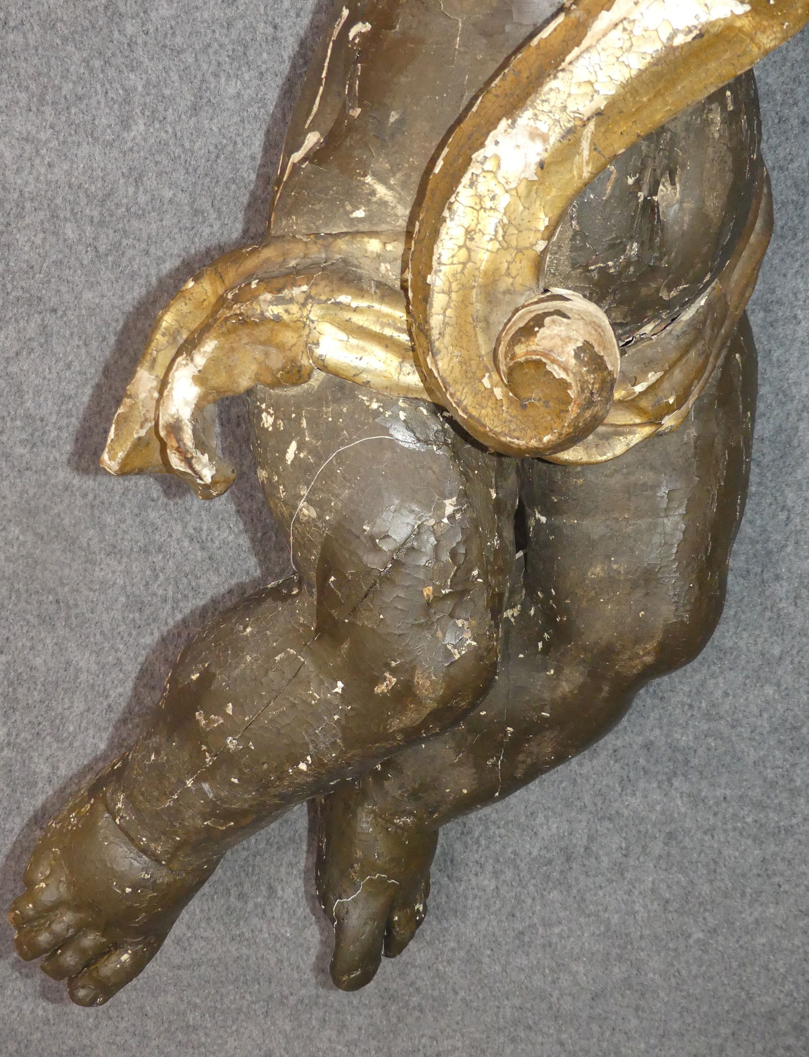 PR. HUGE 18TH C. WINGED CHERUBS - 8