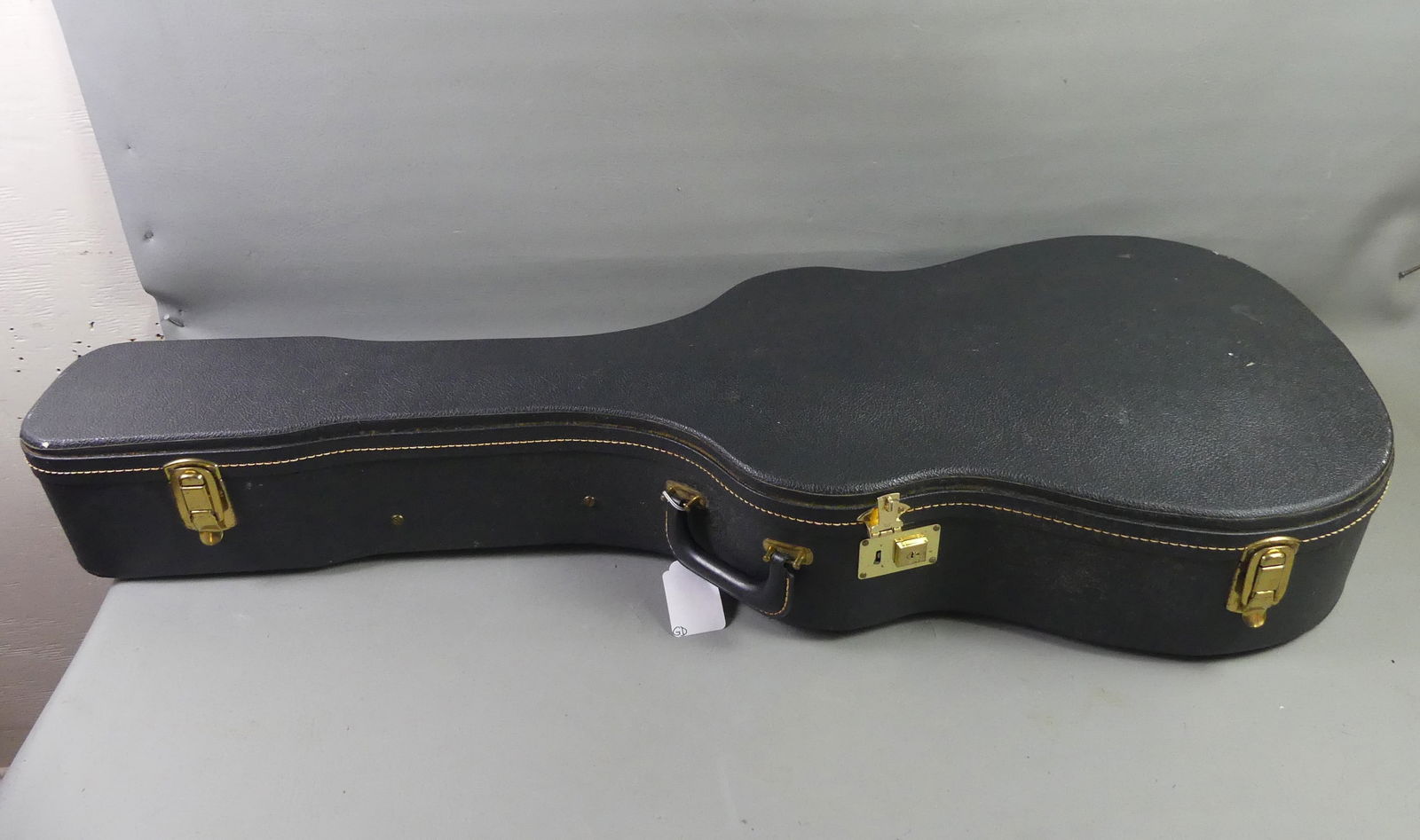 GUILD D35 ACOUSTIC GUITAR - 6