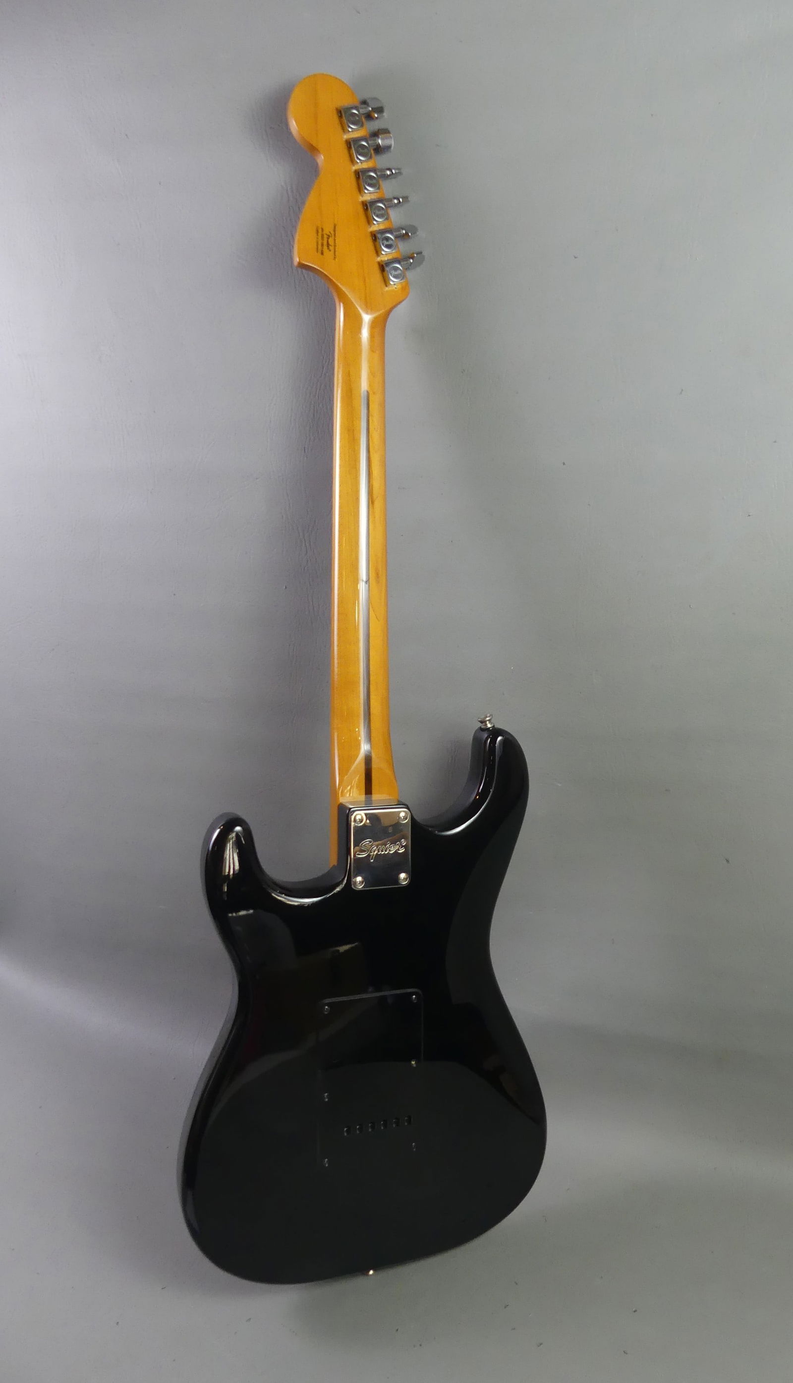 SQUIER RED ELECTRIC GUITAR - 5