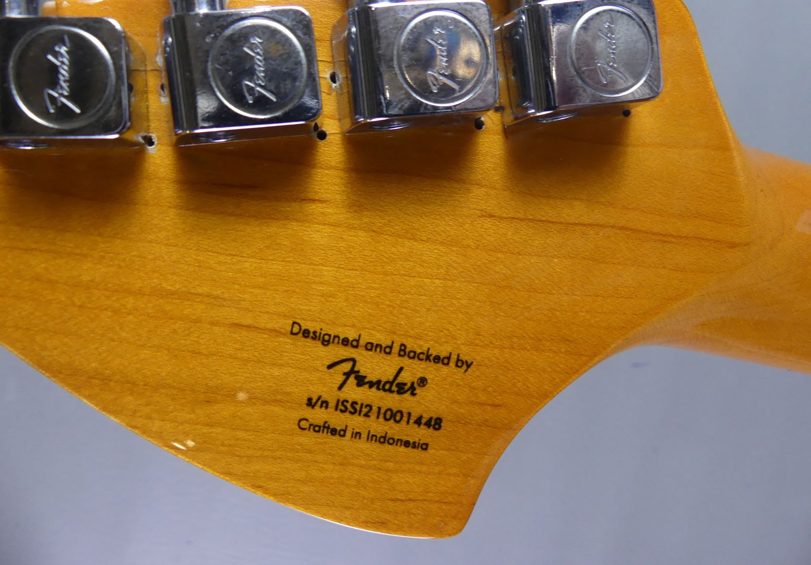 SQUIER RED ELECTRIC GUITAR - 6