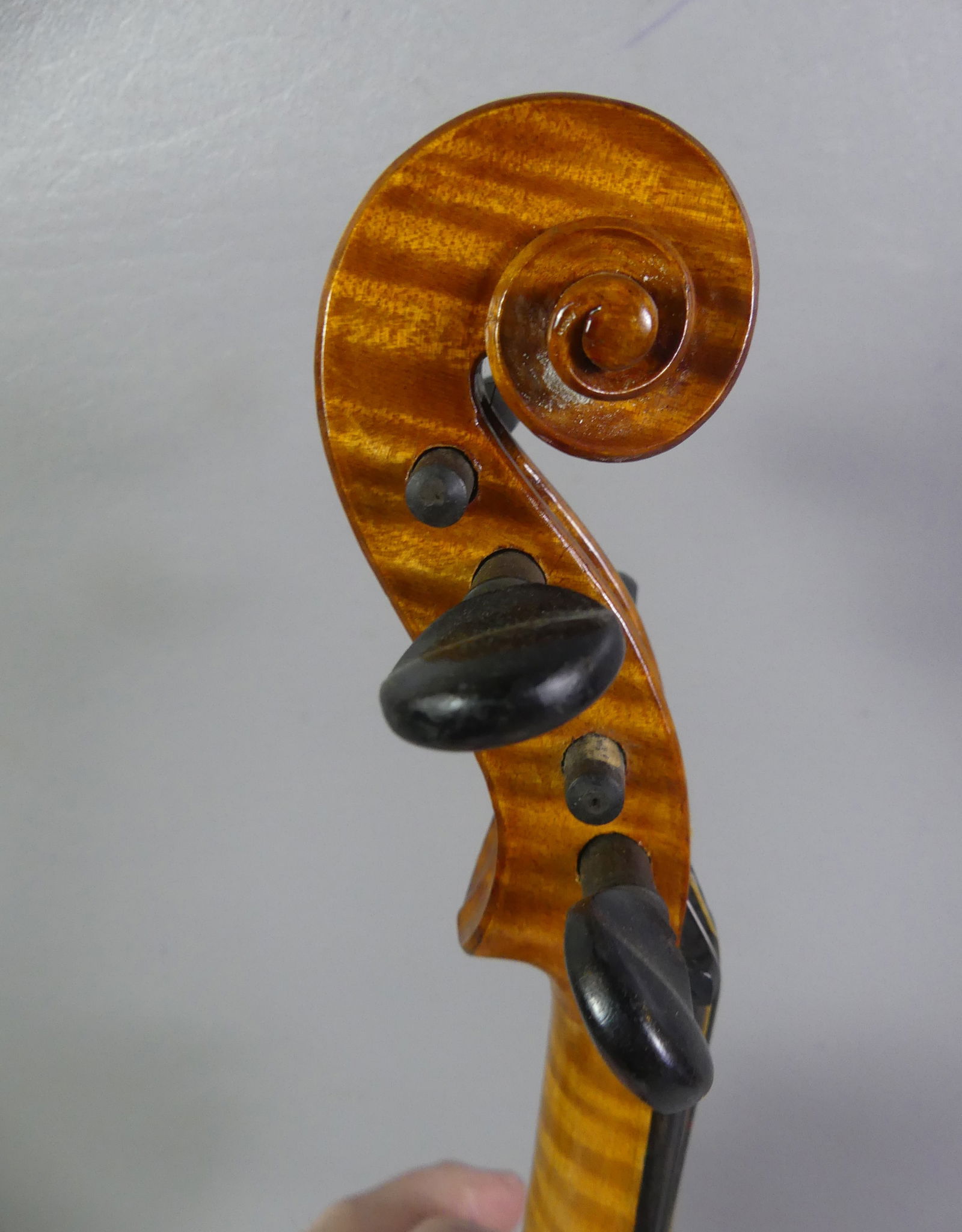 OLD VIOLIN - 5
