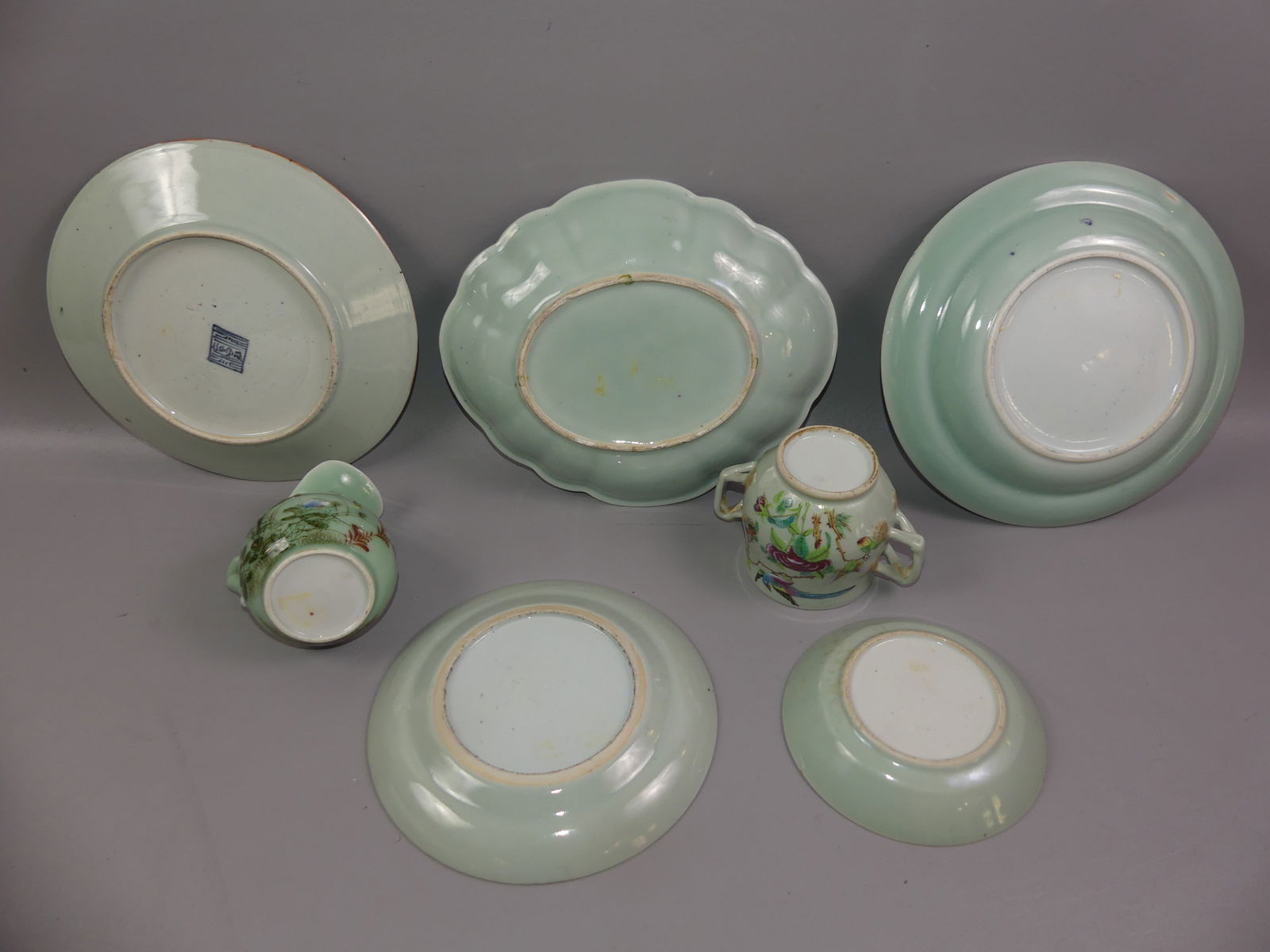 7 CHINESE EXPORT CELADON ITEMS - 2