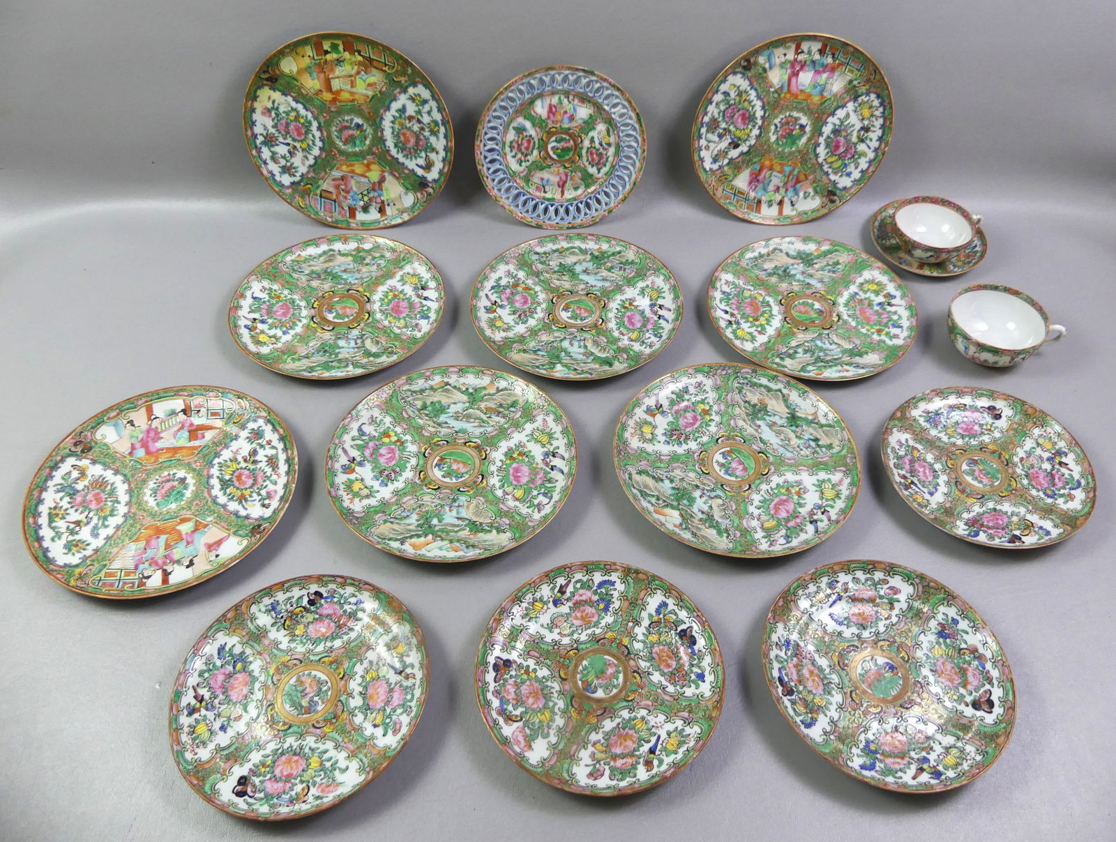 MOSTLY CHINESE ROSE MEDALLION GROUP (1 of 5)