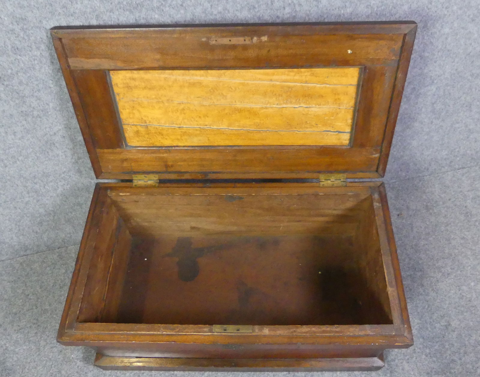 VICTORIAN TOOL CHEST - 2