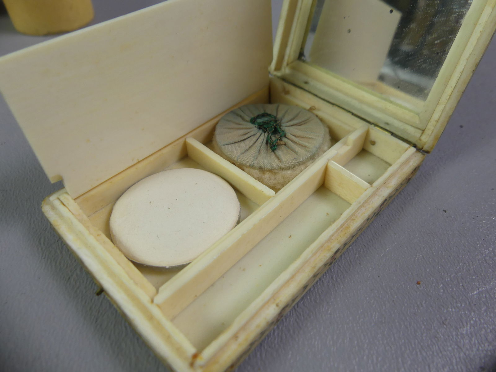 LOT ANTIQUE BOXES, COMPACT, ETC. - 2