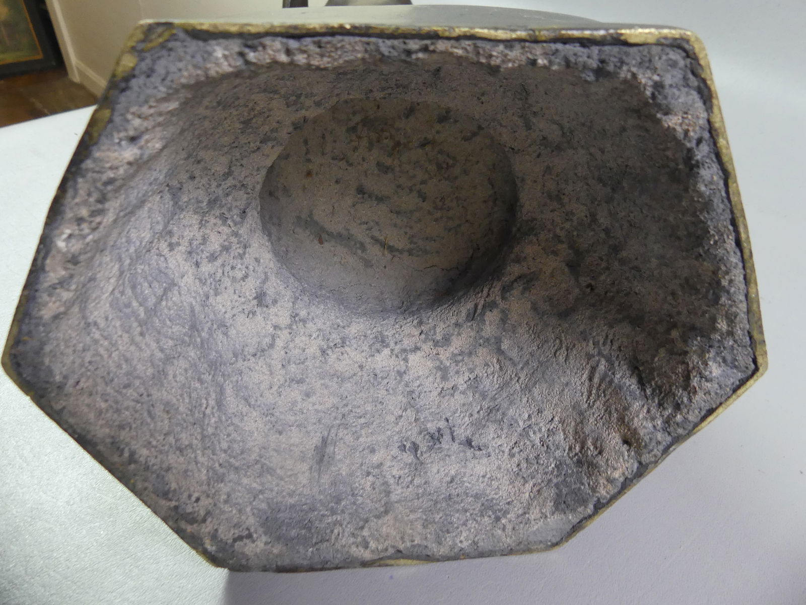 LARGE BRONZE ASIAN BUDDHA STATUE - 4