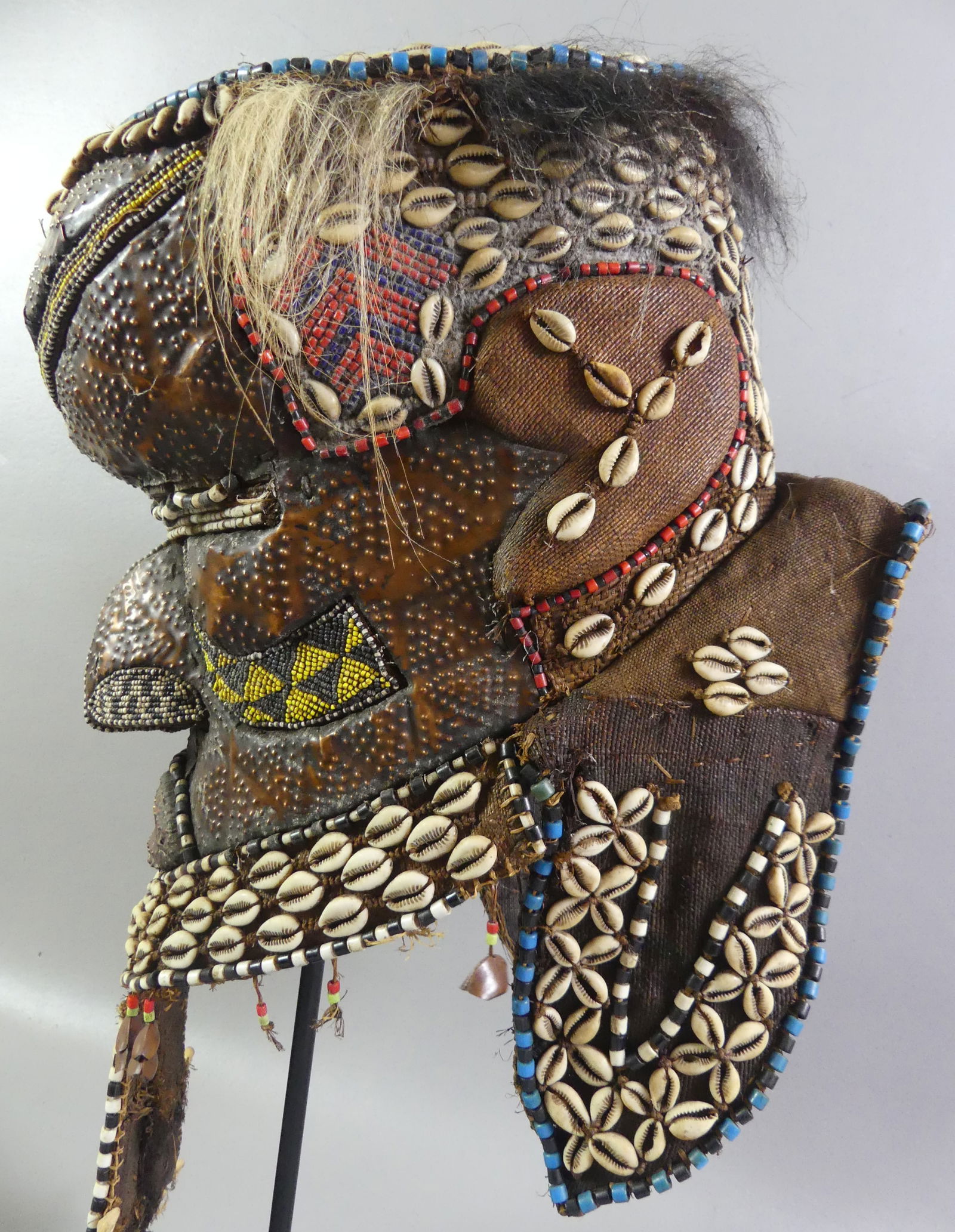 MIXED MATERIAL AFRICAN MASK - 2