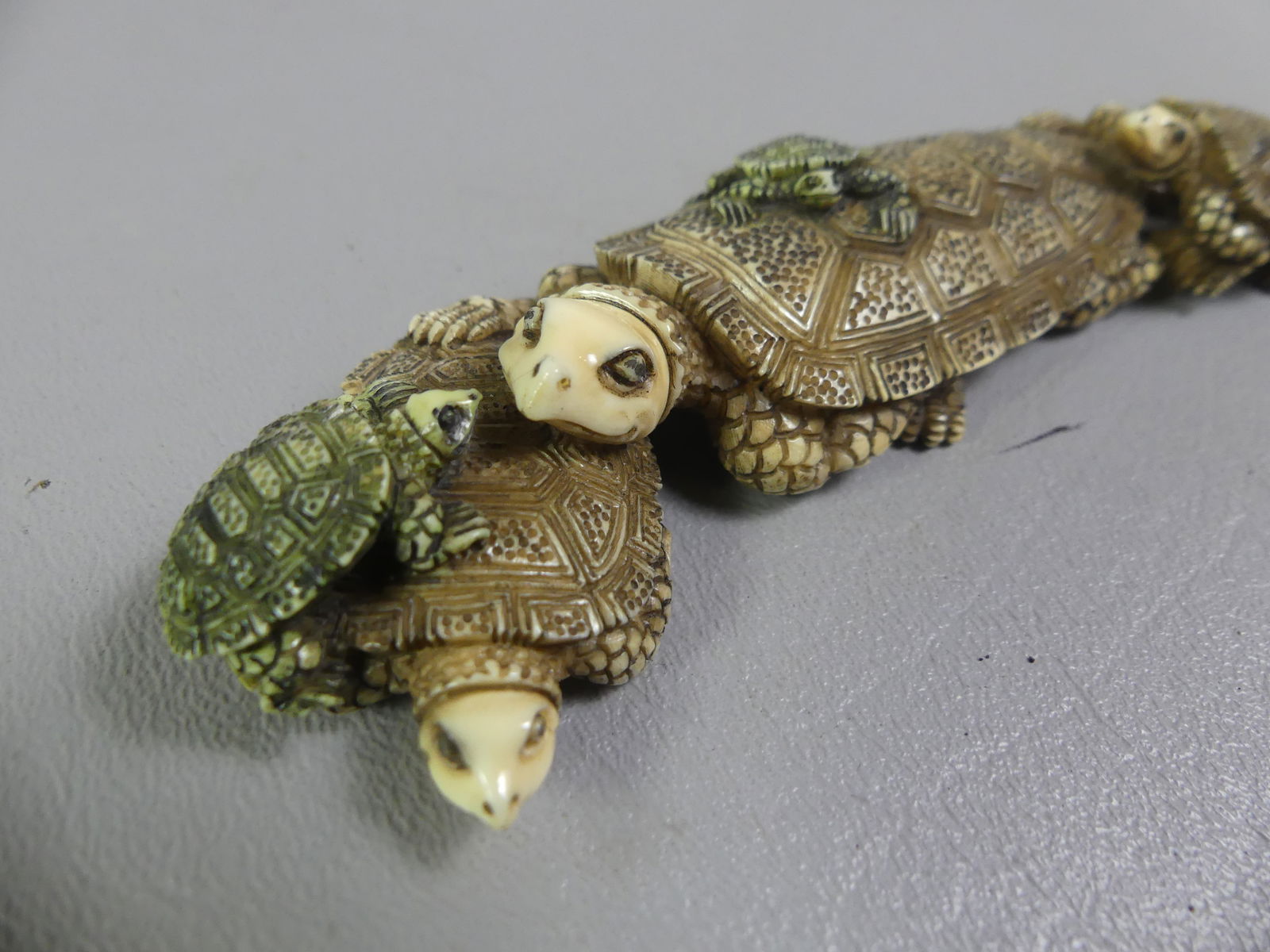 JAPANESE NETSUKE - 5 TURTLES - 2