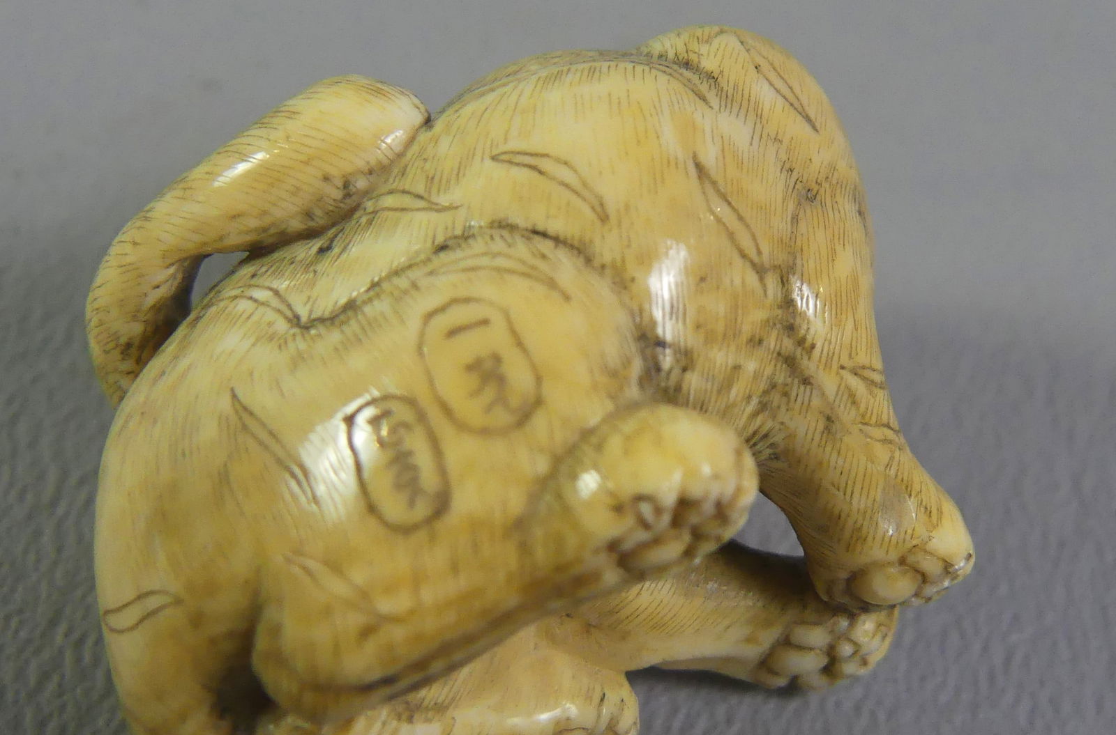 JAPANESE NETSUKE - TIGER - 3