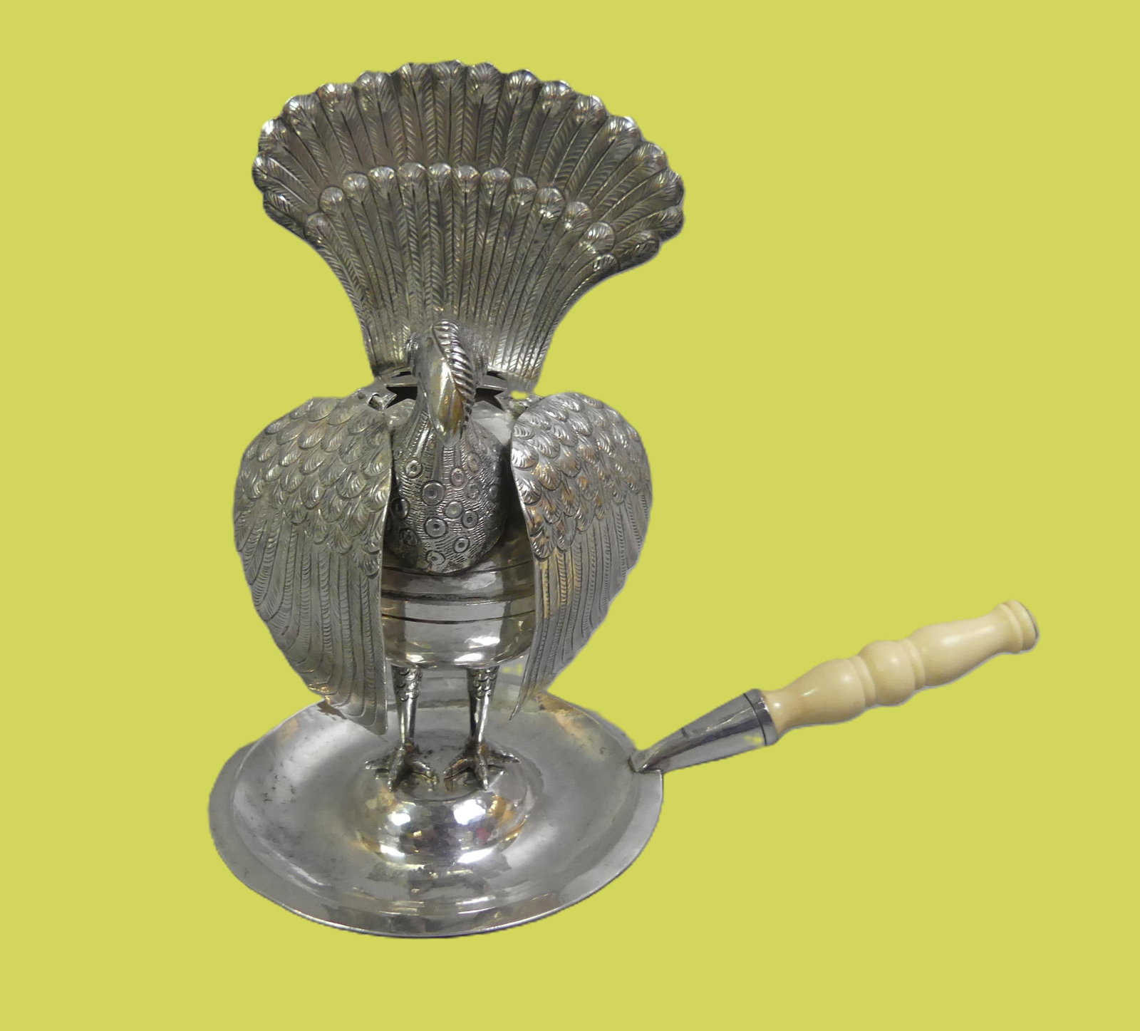 COLONIAL SPANISH TURKEY SAHUMIDOR: Colonial Spanish silver incense or sahumidor in turkey-form with lift top and organic handle. Size: 9 in high, 10 in wide, weighs 20.55 ozt. Note: We can ship this in-house.