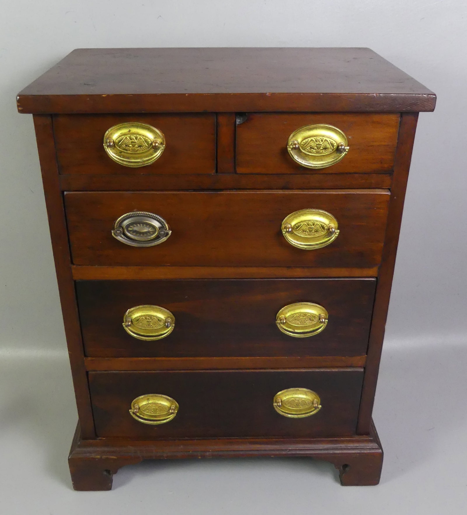 SMALL PINE BACHELORS CHEST (1 of 3)