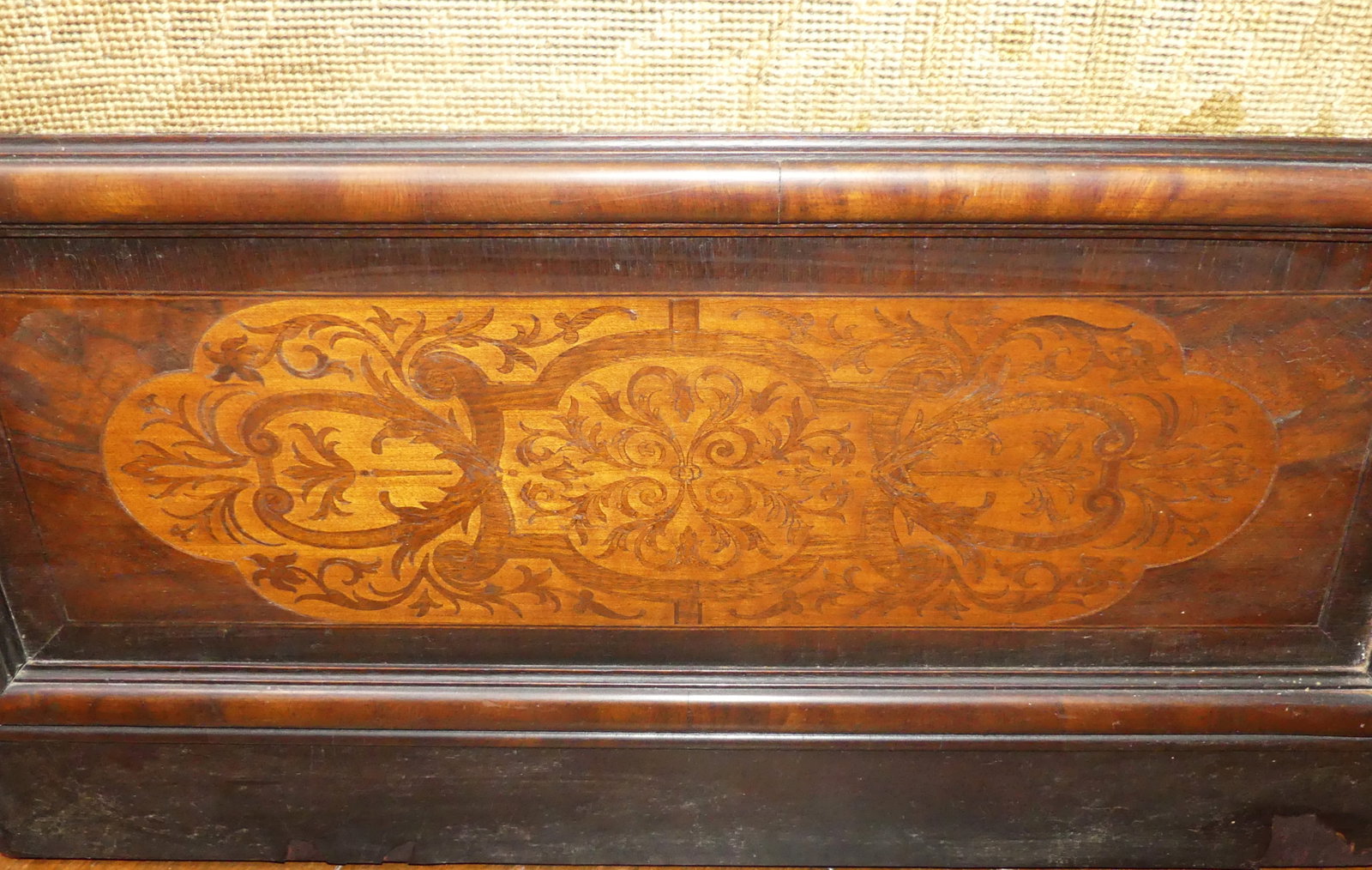 VICTORIAN WALNUT DRESSING SCREEN - NEEDLEPOINT PANELS - 5
