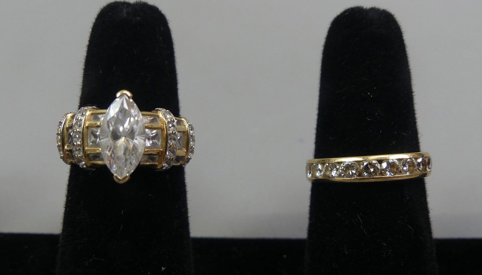 14K GOLD ENGAGEMENT RING SET (1 of 3)