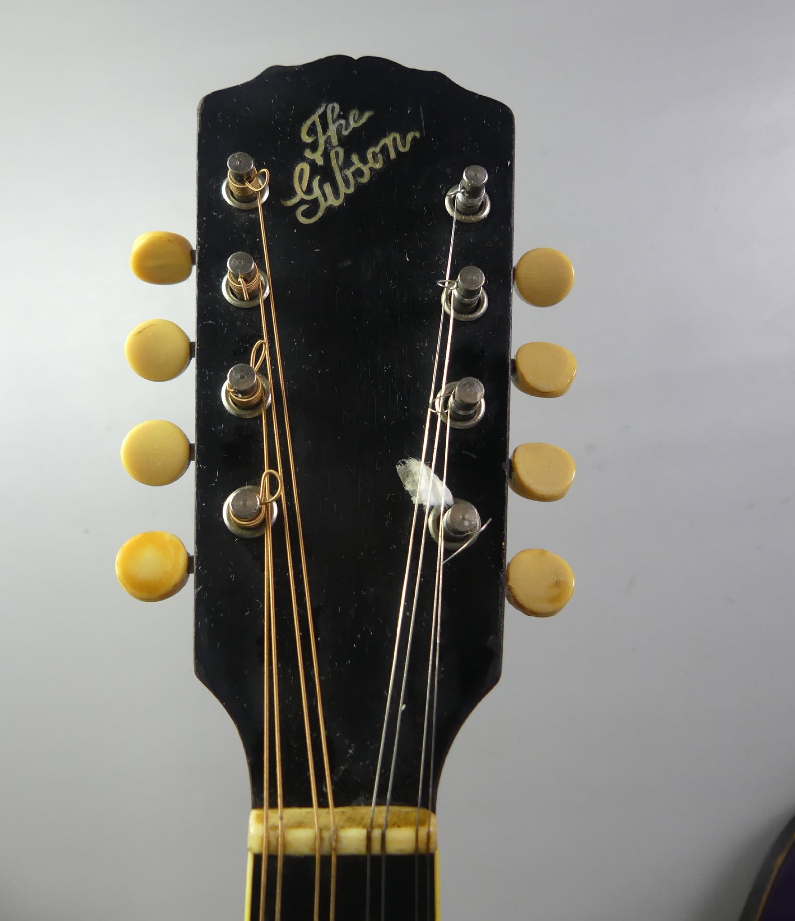 GIBSON ANTIQUE MANDOLIN - 6