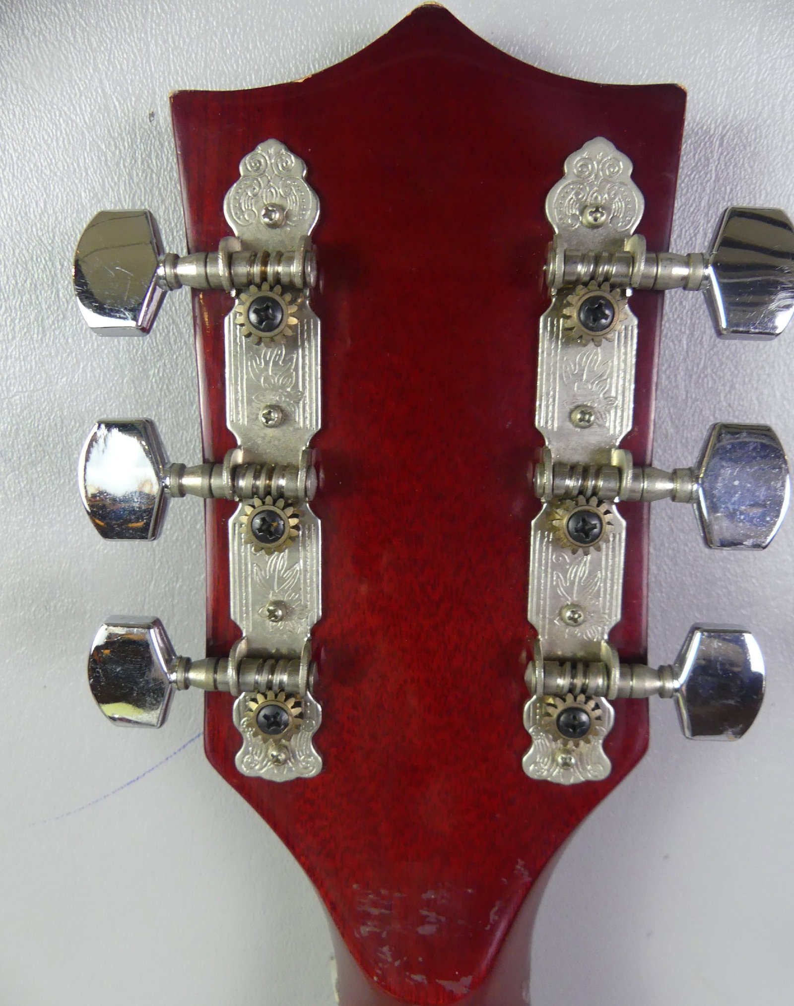 RED 6 STRING ELECTRIC GUITAR - 4