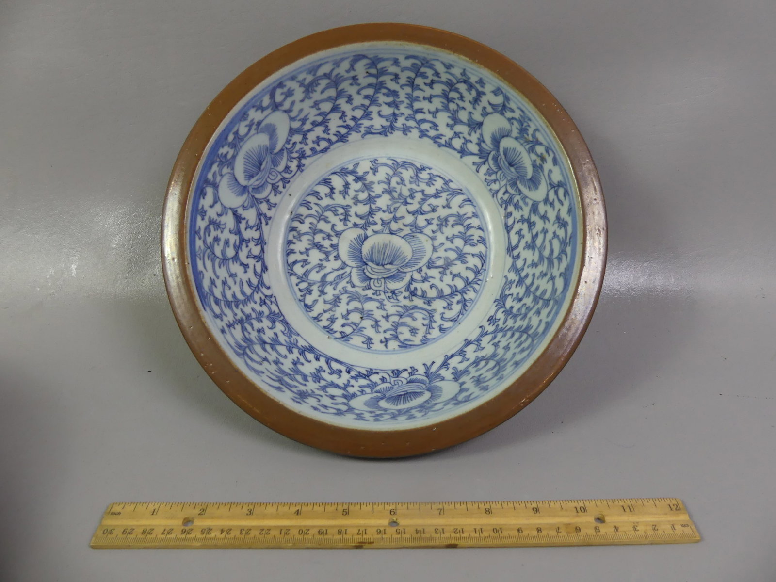 QING CHINESE BATAVIA WARE BOWL (1 of 2)