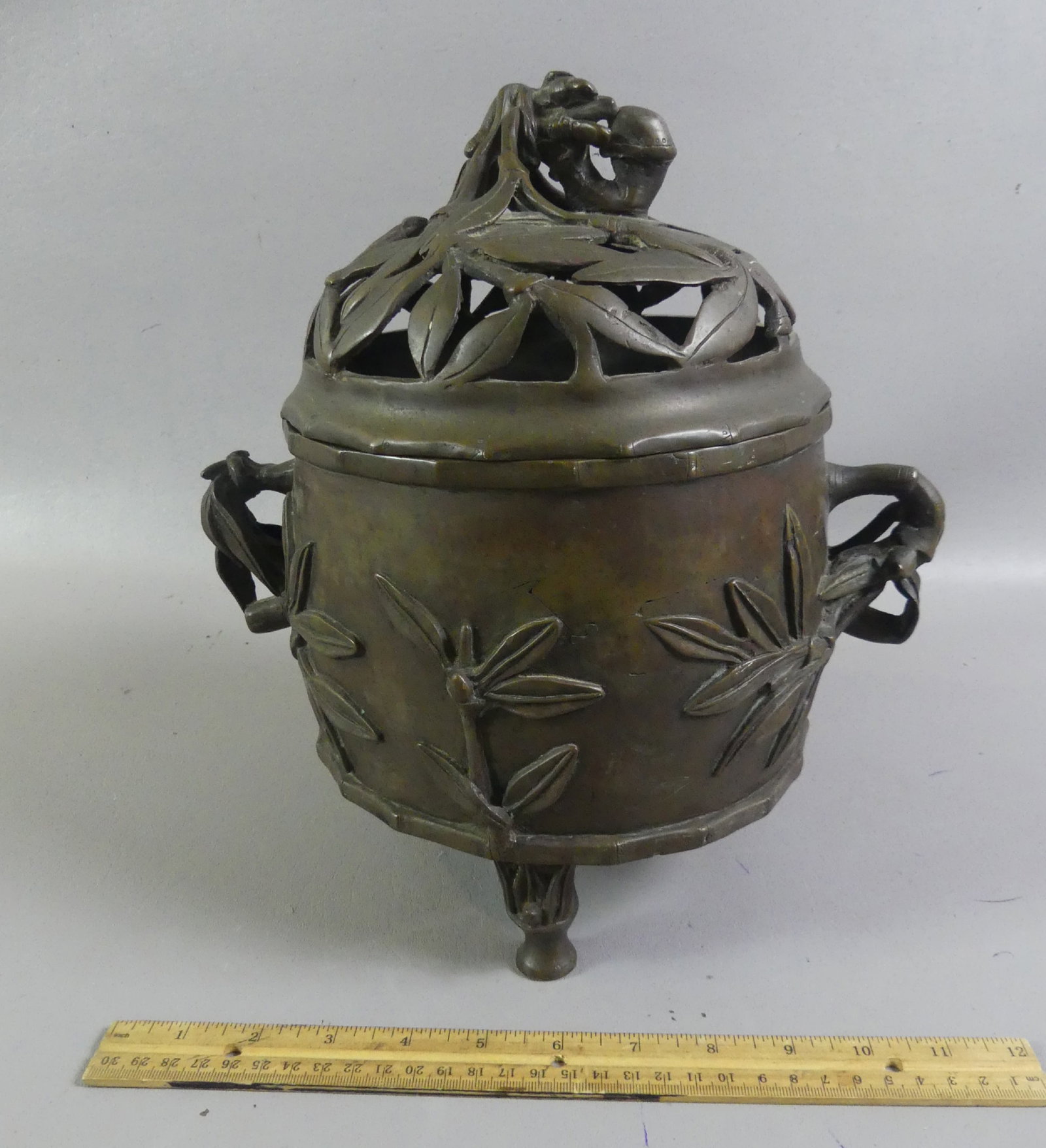 LARGE ANTIQUE CHINESE BRONZE CENSER - SIGNED (1 of 3)