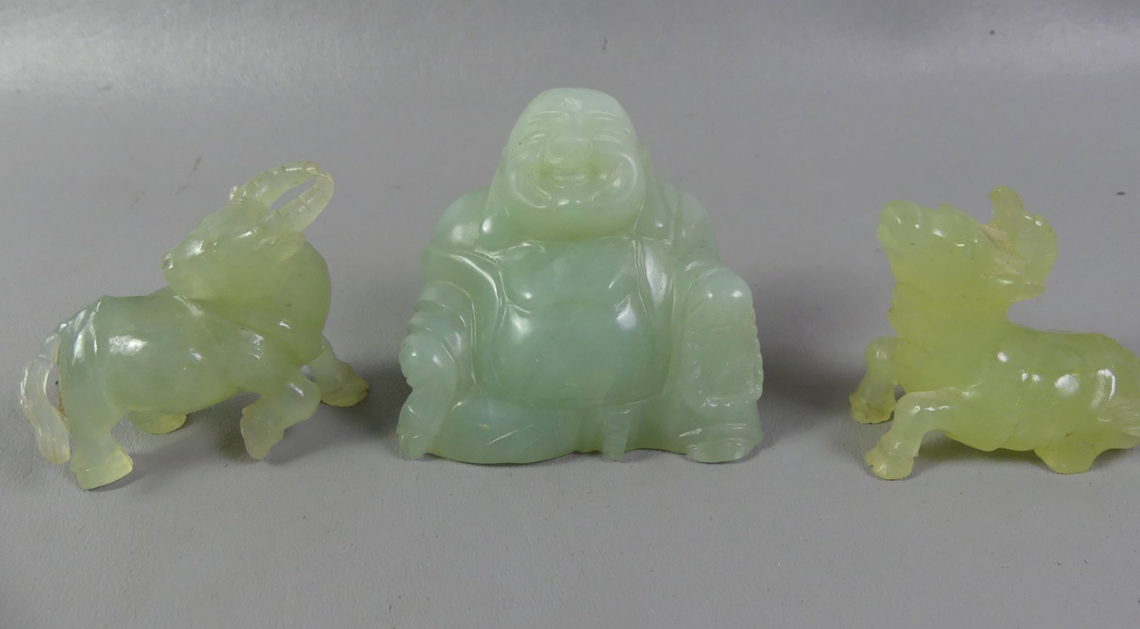 3 FIGURAL CHINESE JADE ITEMS (1 of 4)