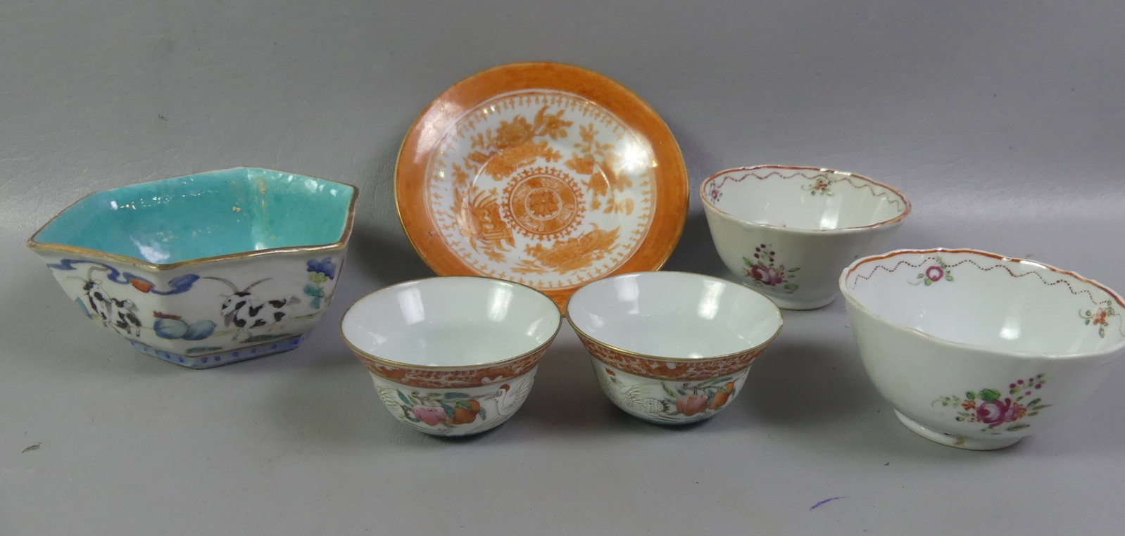 6 ANTIQUE CHINESE PORCELAIN ITEMS (1 of 5)