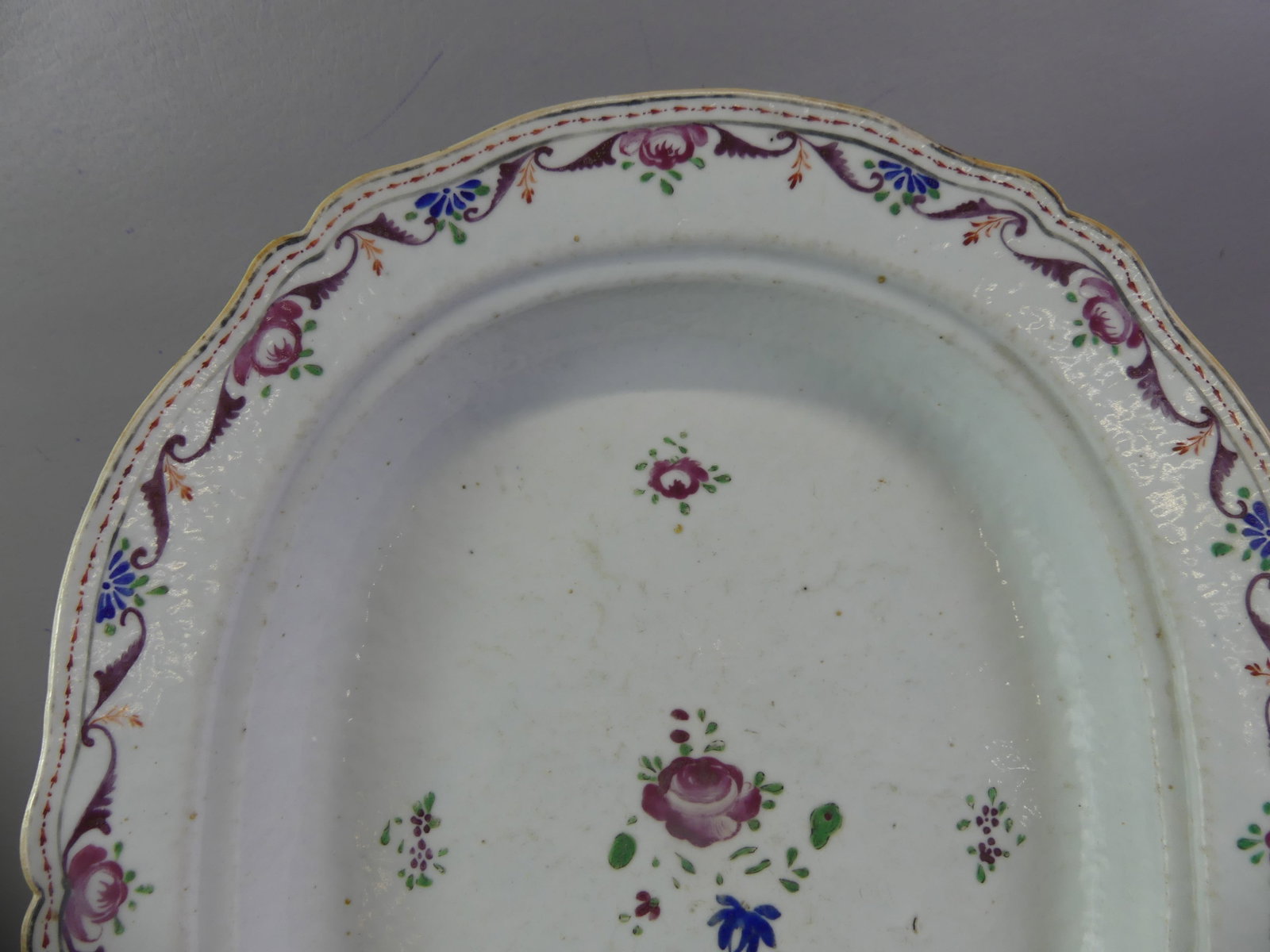 TWO 18TH C. CHINESE SERVING PLATTERS - 2
