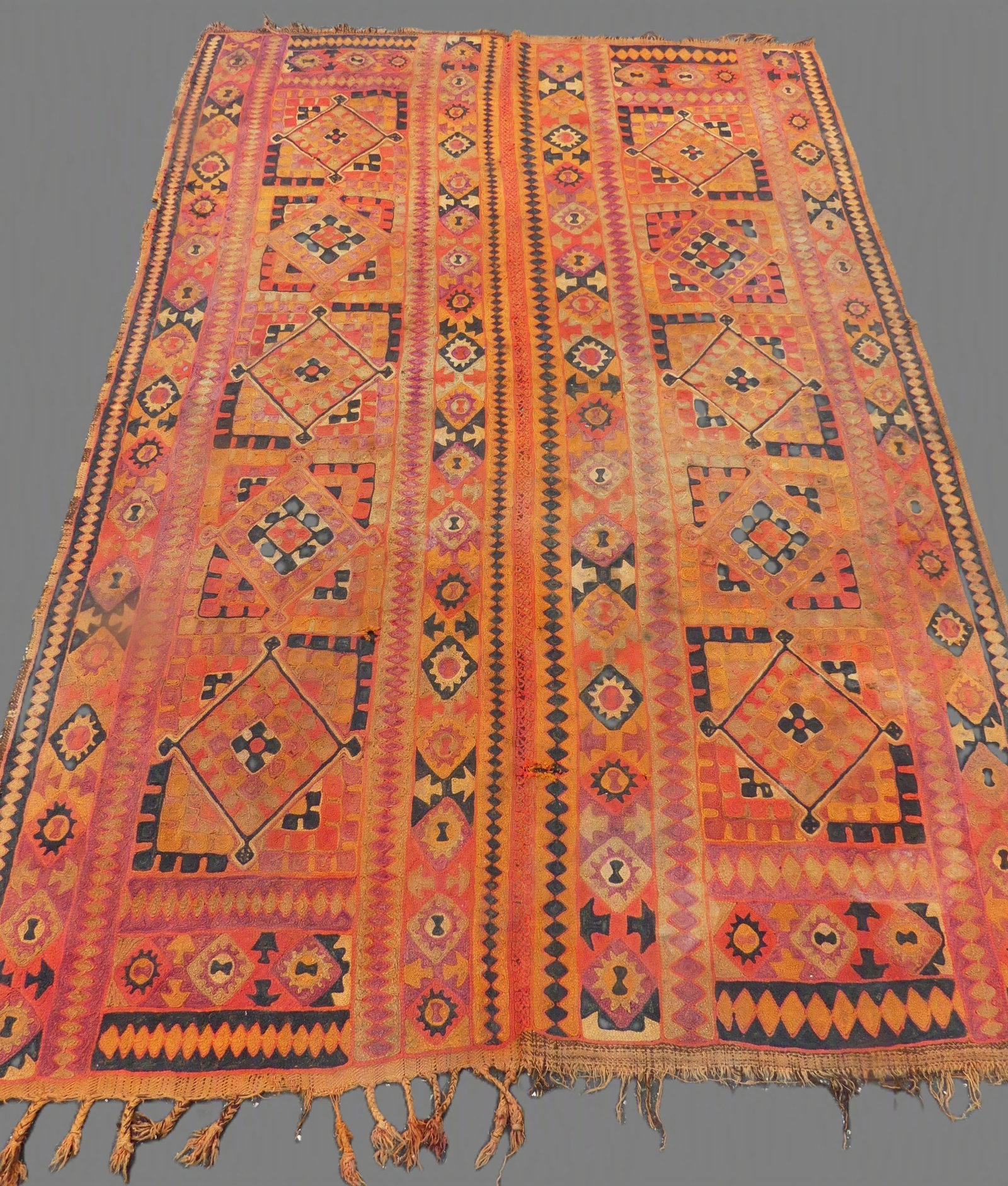 OLD MOROCCAN RUG (1 of 3)