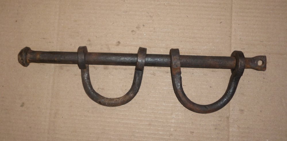 OLD HAND SHACKLE TRANSPORT ENEMY / SLAVE (1 of 6)