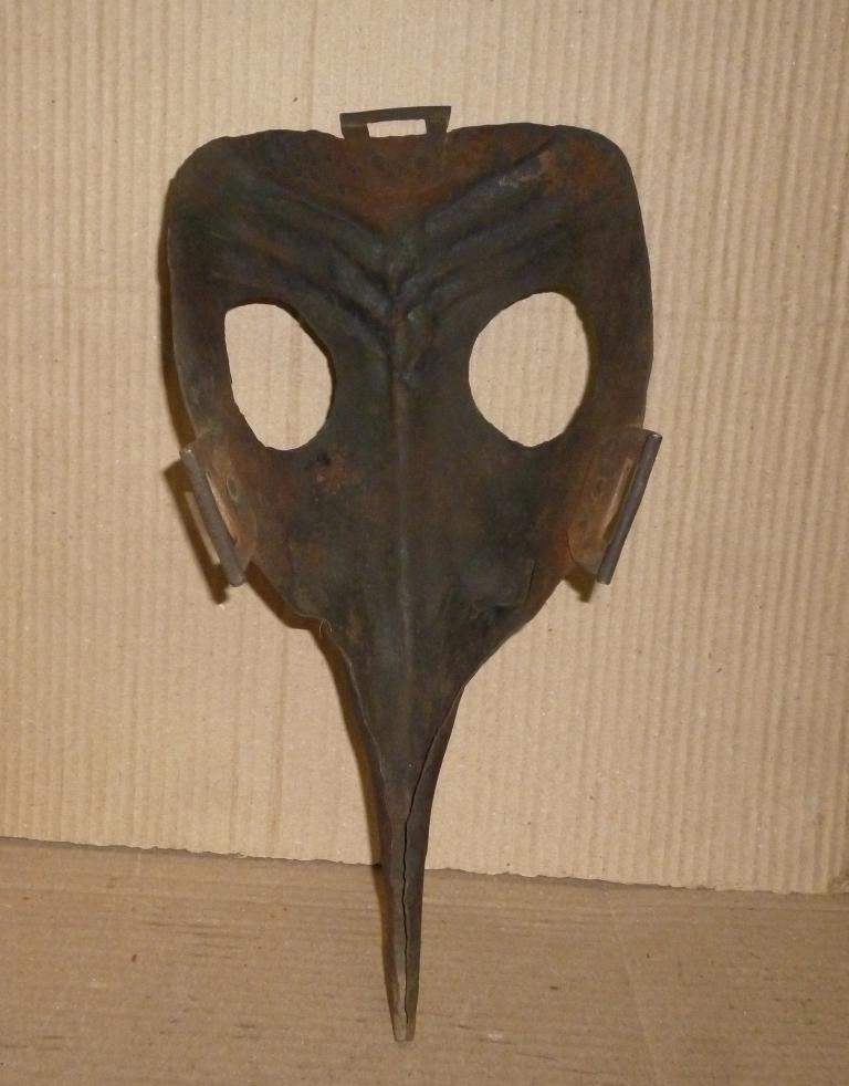 OLD SHAME MASK FOR PUNISHMENT ELEPHANT HEAD DETAIL WORK: Masks of shame were put on women and men who were considered foul-mouthed or misbehaving in public places or speaking against authorities or lying. Unique rare shame / torture mask elephant head made 