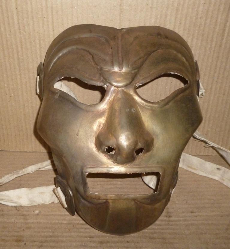 RARE WARRIOR STEEL MASK FRIGHTENED ENEMY BRASS PLATED (1 of 5)