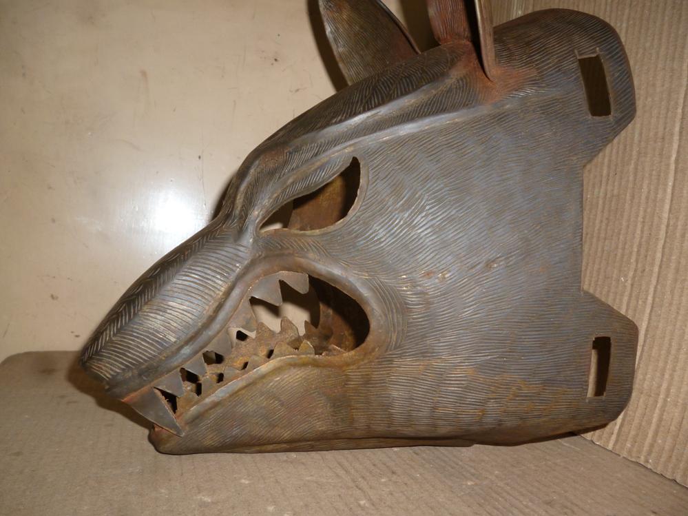 RARE WARRIOR STEEL WOLF MASK FRIGHTENED ENEMY ENGRAVED (1 of 9)