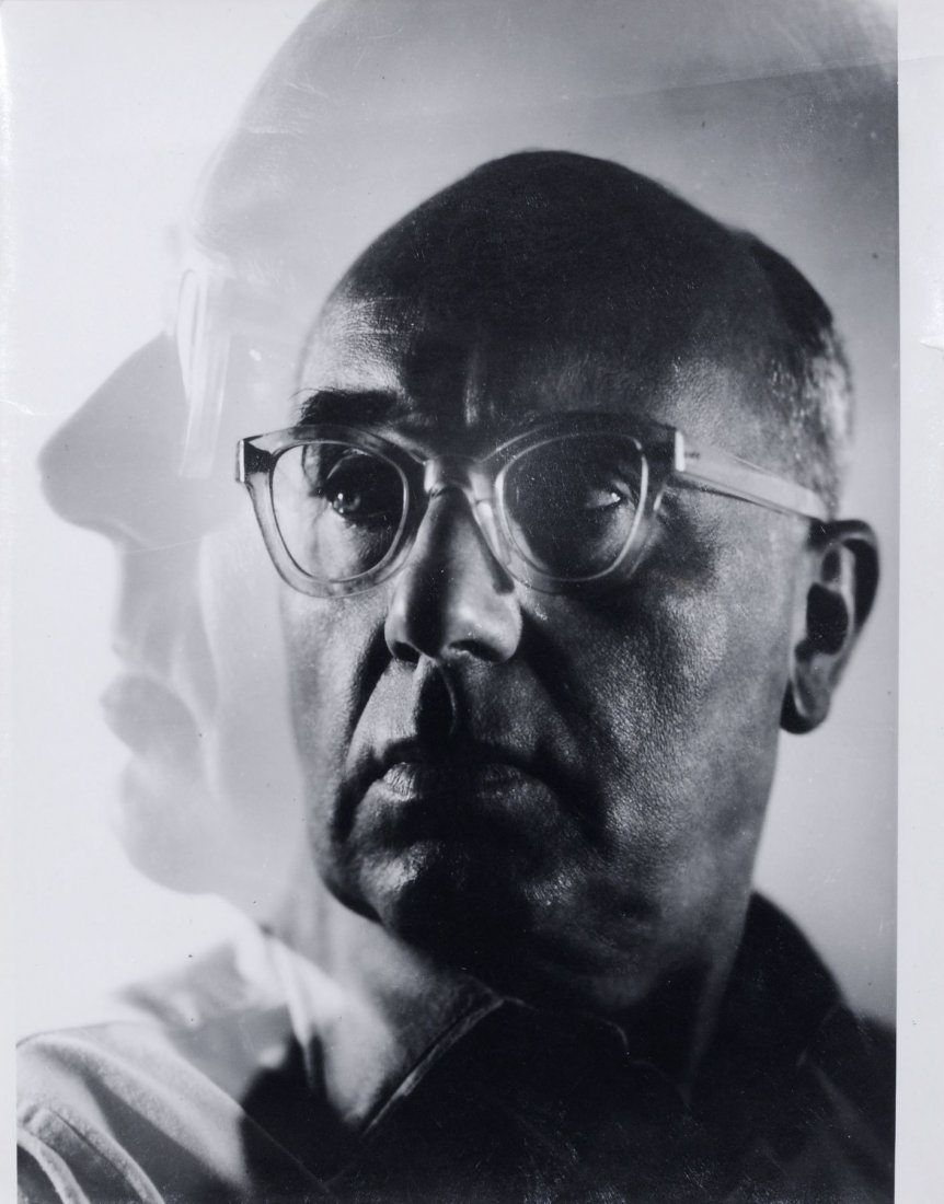 Edmund Kesting "Johannes R. Becher". Wohl 1952.: Edmund Kesting "Johannes R. Becher". Wohl 1952. Silver gelatine print, glaenzend. Mehrfachbelichtung. Verso von fremder Hand in Blei bezeichnet und nummeriert, in Kugelschreiber von E. Kesting betitel
