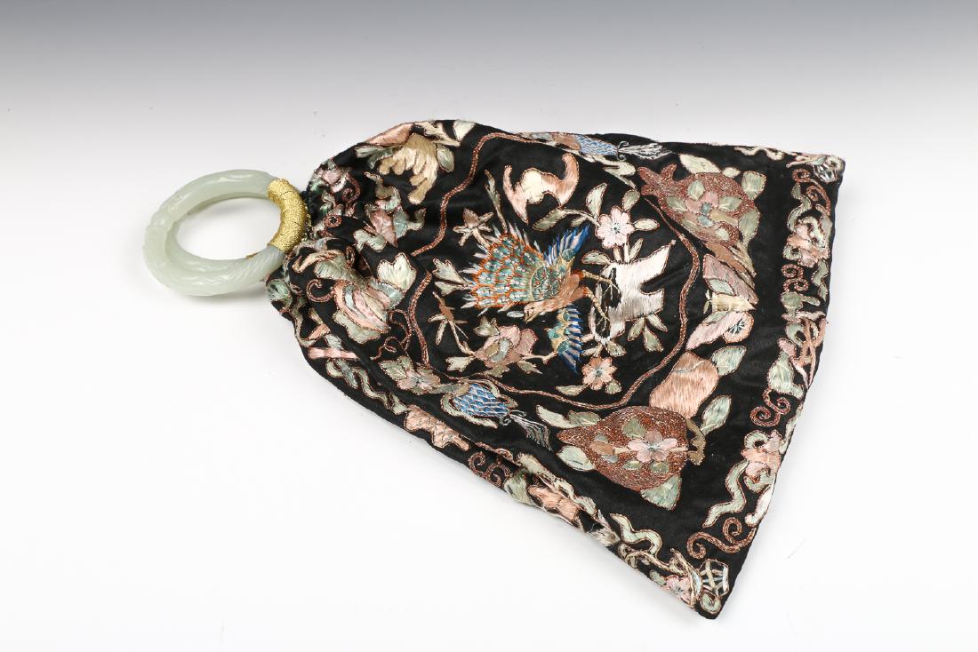 CHINESE EMBROIDERY PURSE WITH JADE BANGLE HANDLE (1 of 11)
