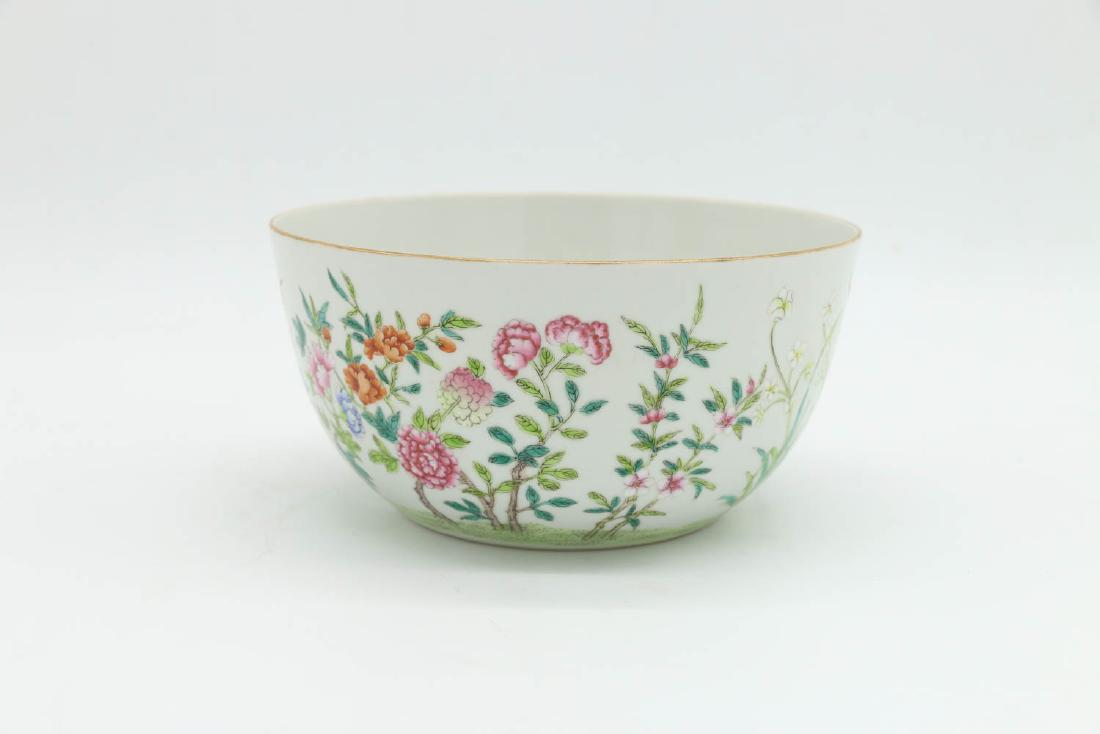 FAMILLE ROSE FLORAL BOWL, DAOGUANG MARK: The famille rose bowl decorated with poney, daisy and lotus blossom, the base with six-character Daoguang mark. 16.5*8cm