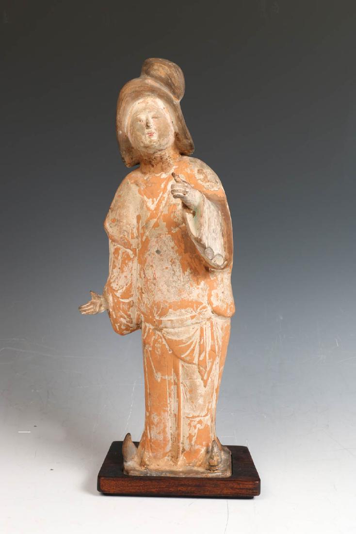 LARGE CHINESE FEMALE IMPERIAL ATTENDANT, HAN DYNASTY (1 of 12)
