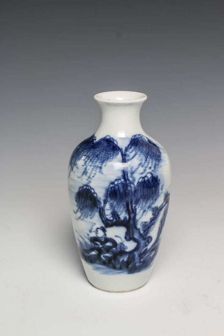 BLUE AND WHITE LANDSCAPE VASE W/ BOX (1 of 9)